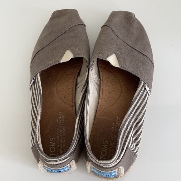 Toms University Ash Grey Striped Espadrille Flats - Picture 10 of 10